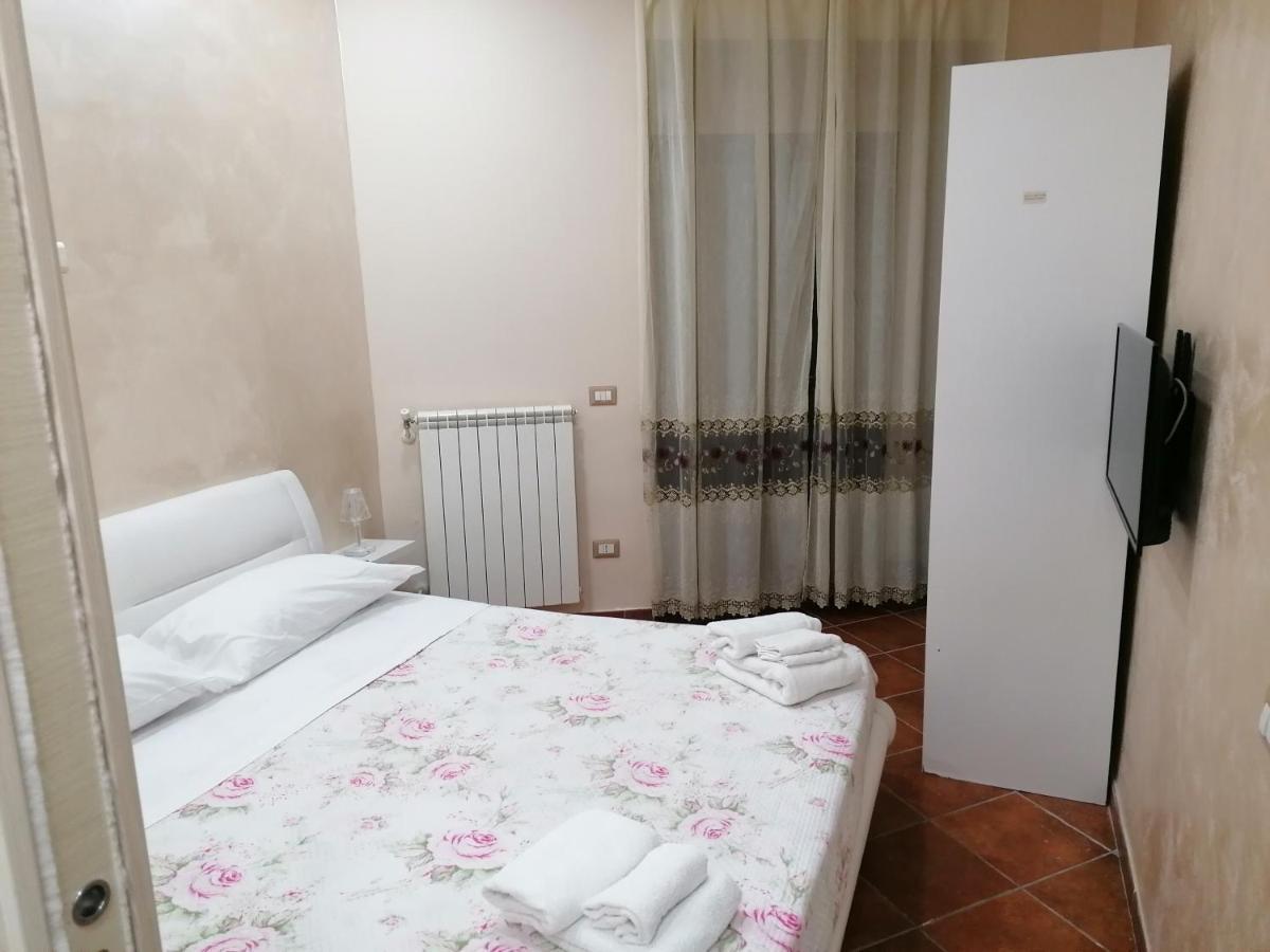 Bed and Breakfast Casa Amelia Neapol Zewnętrze zdjęcie